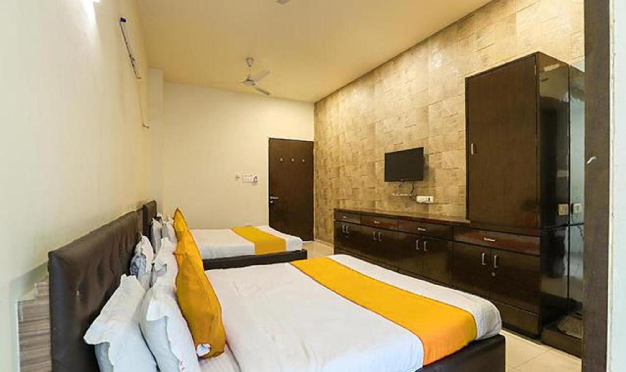 Hotel O Marigold Σουράτ Εξωτερικό φωτογραφία